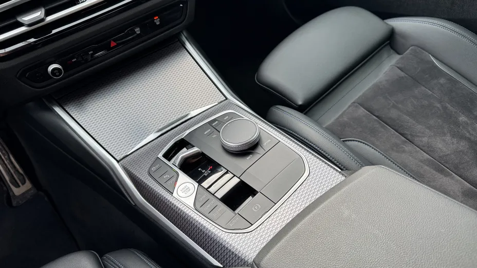 BMW Seria 3 318i M Sport aut