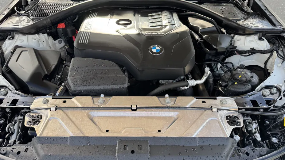 BMW Seria 3 318i M Sport aut