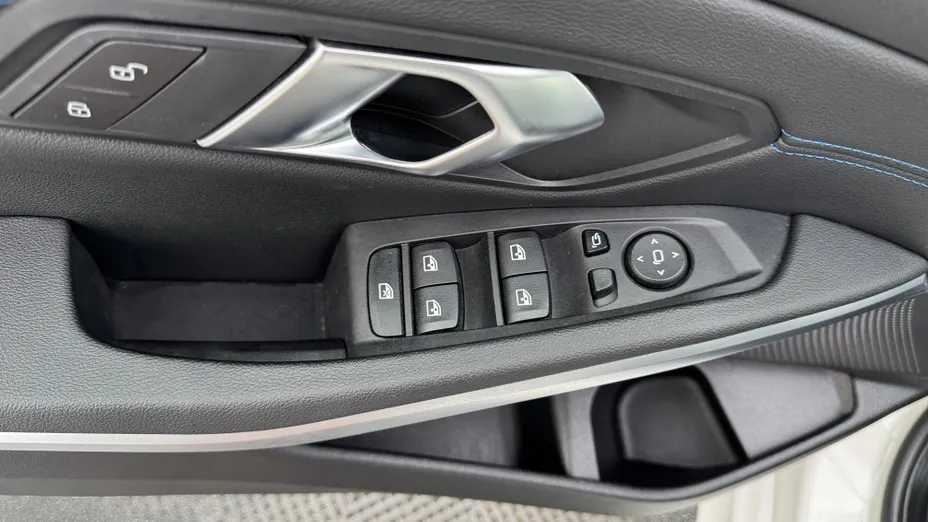 BMW Seria 3 318i M Sport aut