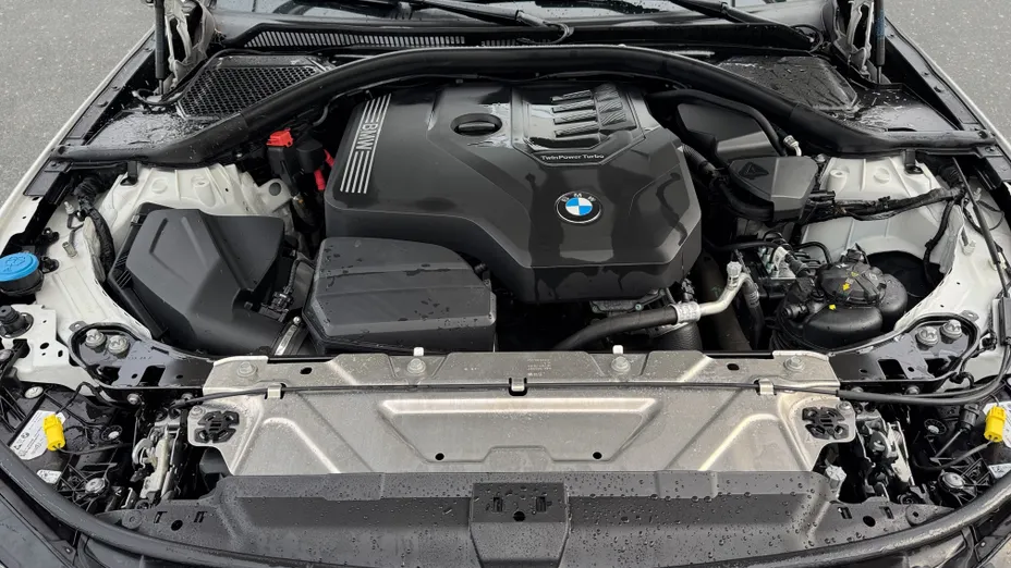 BMW Seria 3 318i M Sport aut