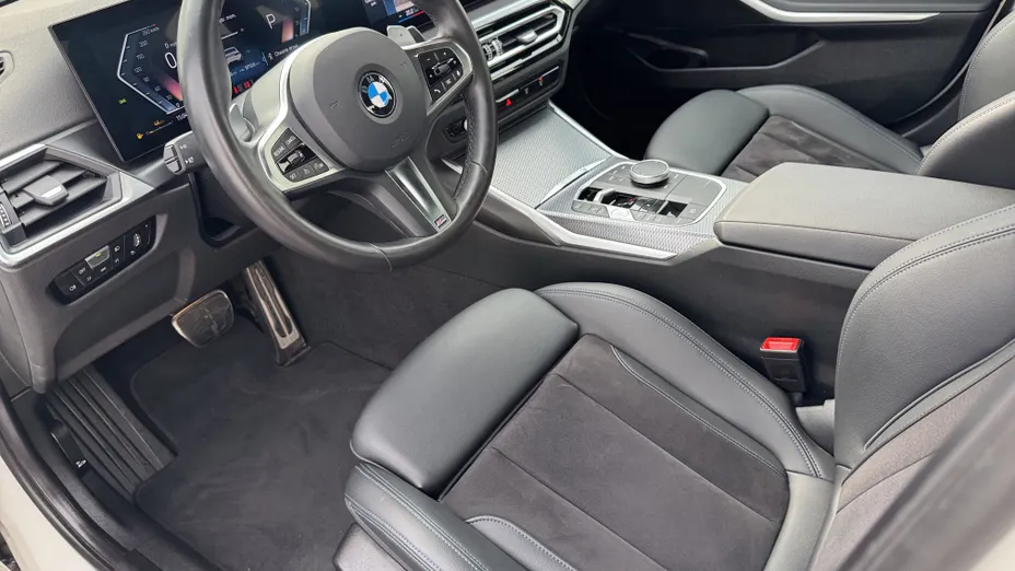 BMW Seria 3 318i M Sport aut