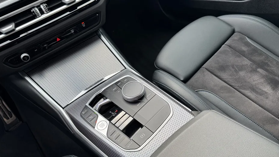 BMW Seria 3 318i M Sport aut