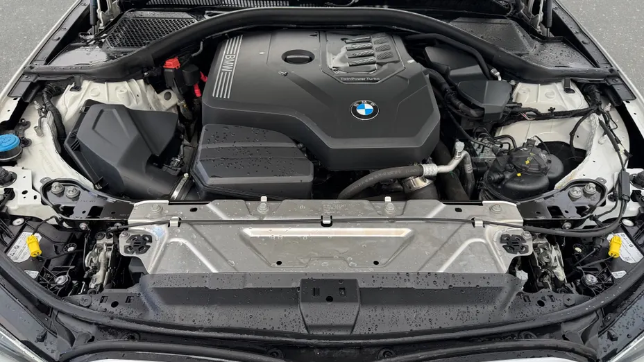 BMW Seria 3 318i M Sport aut