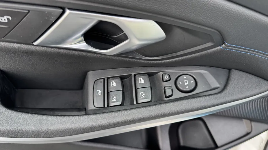 BMW Seria 3 318i M Sport aut