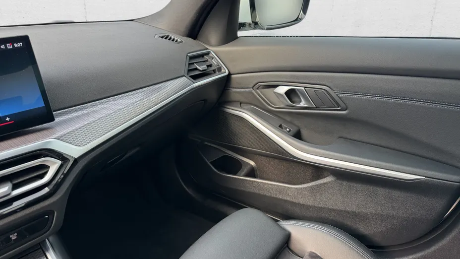 BMW Seria 3 318i M Sport aut