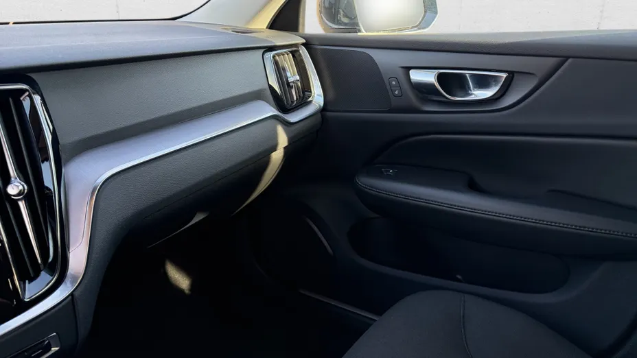 VOLVO V60 V60 B4 D Momentum Pro aut
