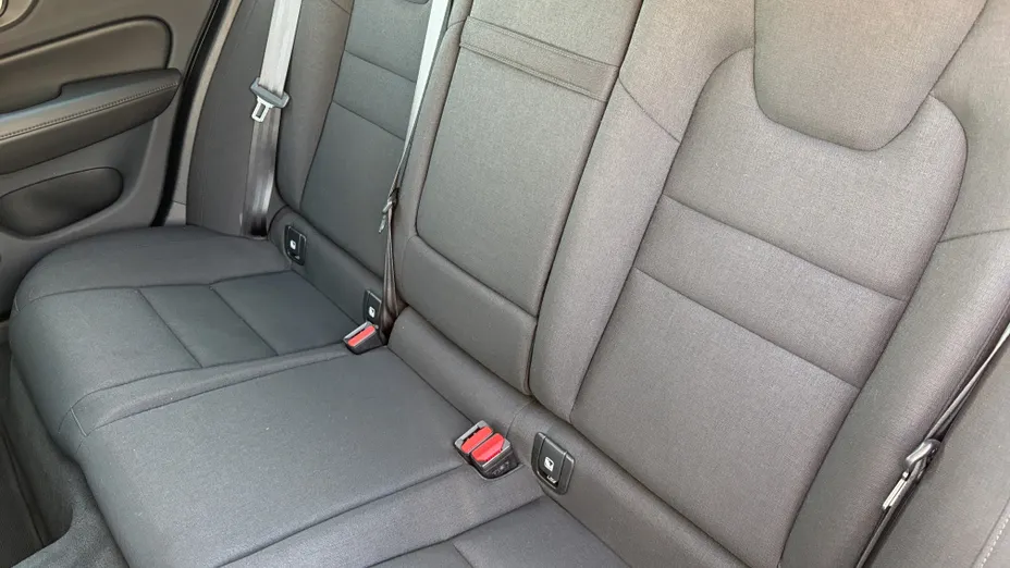 VOLVO V60 V60 B4 D Momentum Pro aut