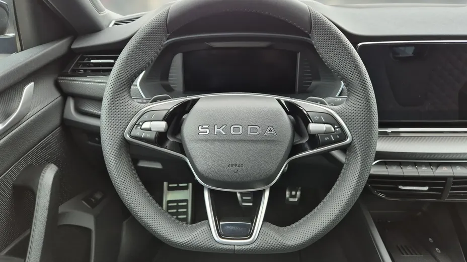 SKODA Octavia Octavia 1.5 TSI mHEV Sportline DSG Nowy