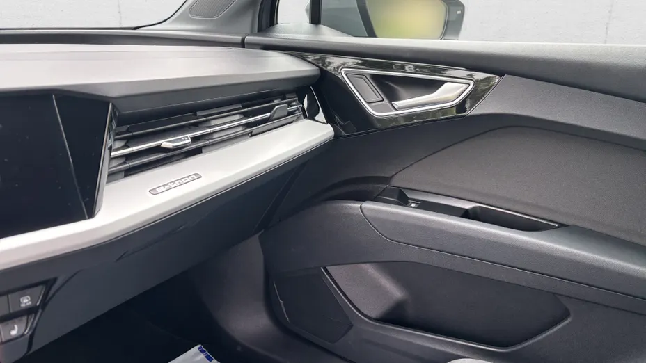 AUDI Q4 Q4 e-tron 40 77kWh Advanced