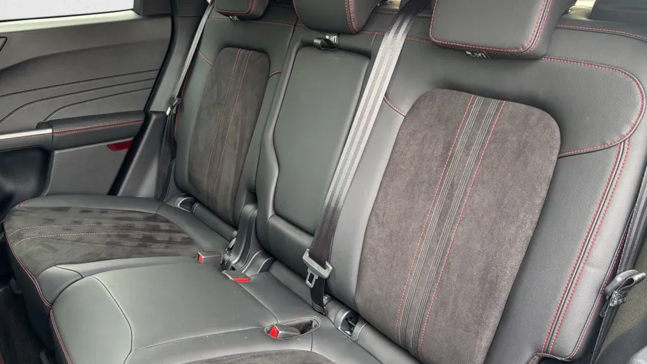 FORD Kuga Kuga 2.5 FHEV FWD ST-Line X eCVT