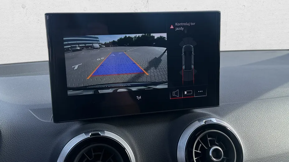 AUDI Q2 Q2 35 TFSI Advanced