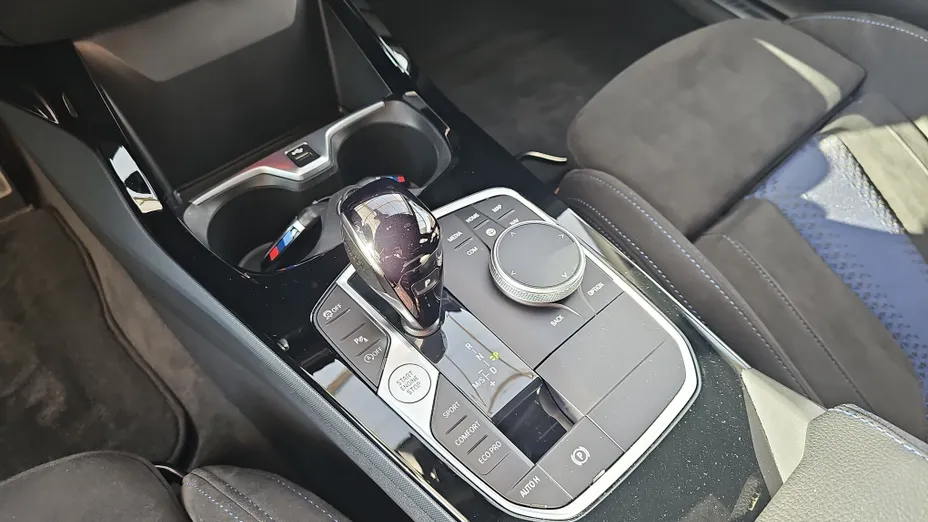 BMW Seria 2 220i xDrive M Sport sport-aut