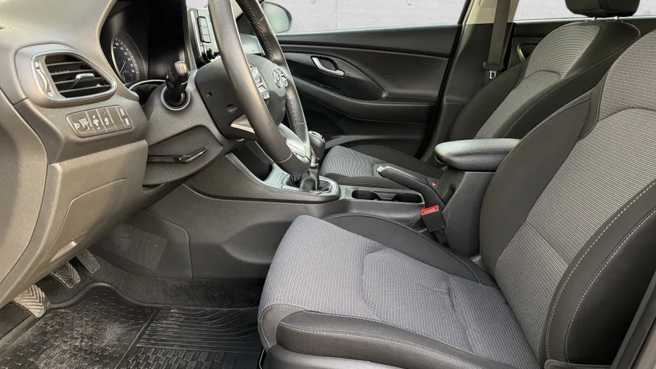 HYUNDAI i30 i30 1.0 T-GDI Modern