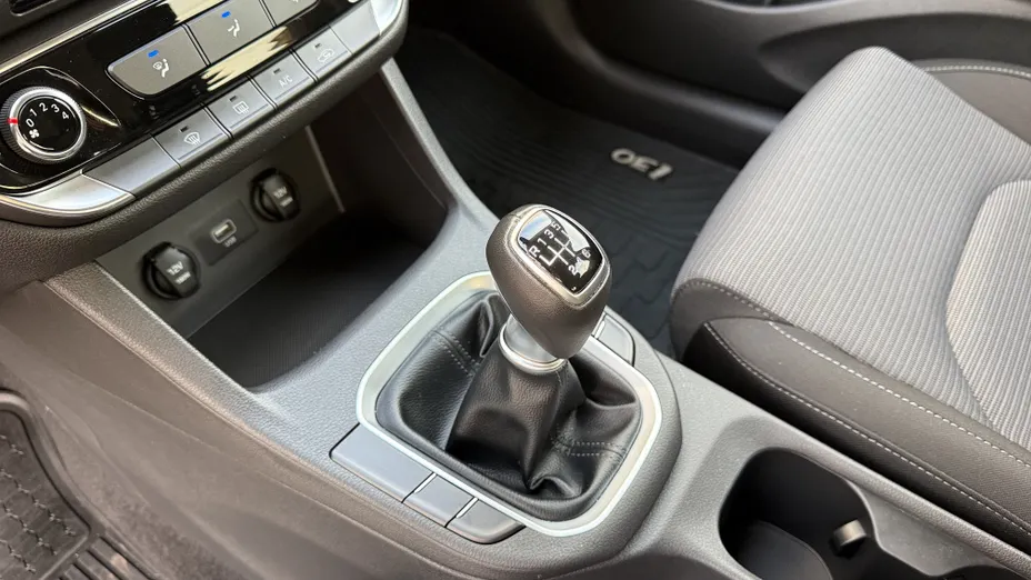 HYUNDAI i30 i30 1.0 T-GDI Modern