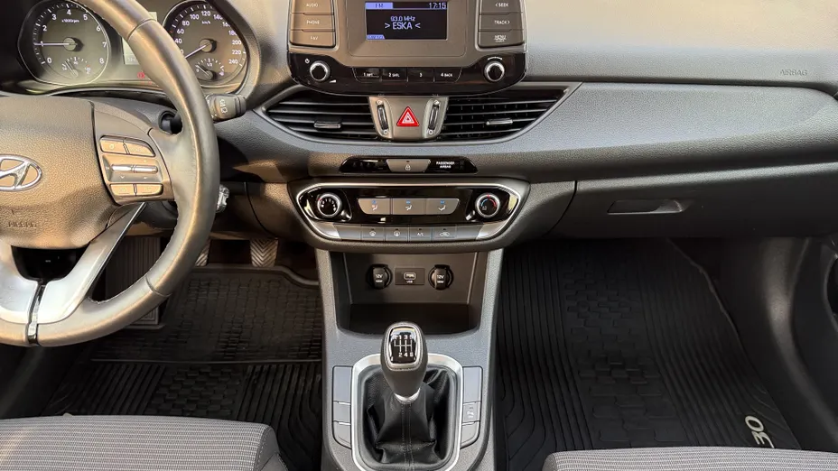 HYUNDAI i30 i30 1.0 T-GDI Modern
