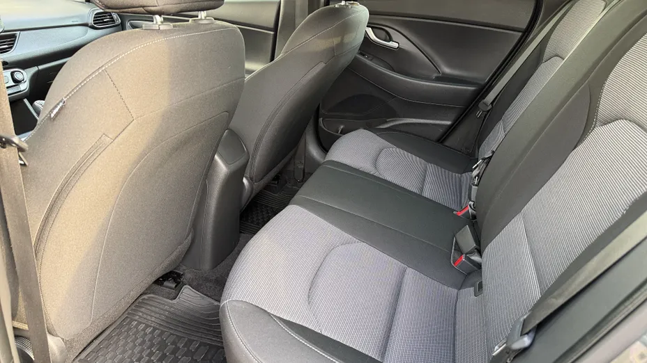 HYUNDAI i30 i30 1.0 T-GDI Modern