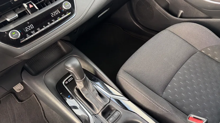 TOYOTA Corolla Corolla 1.8 Hybrid Comfort