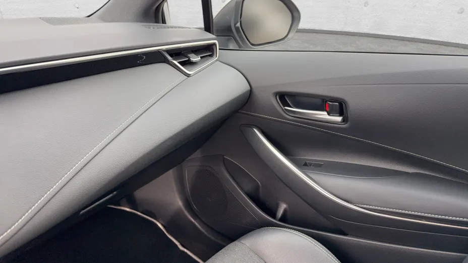 TOYOTA Corolla Corolla 2.0 Hybrid Style