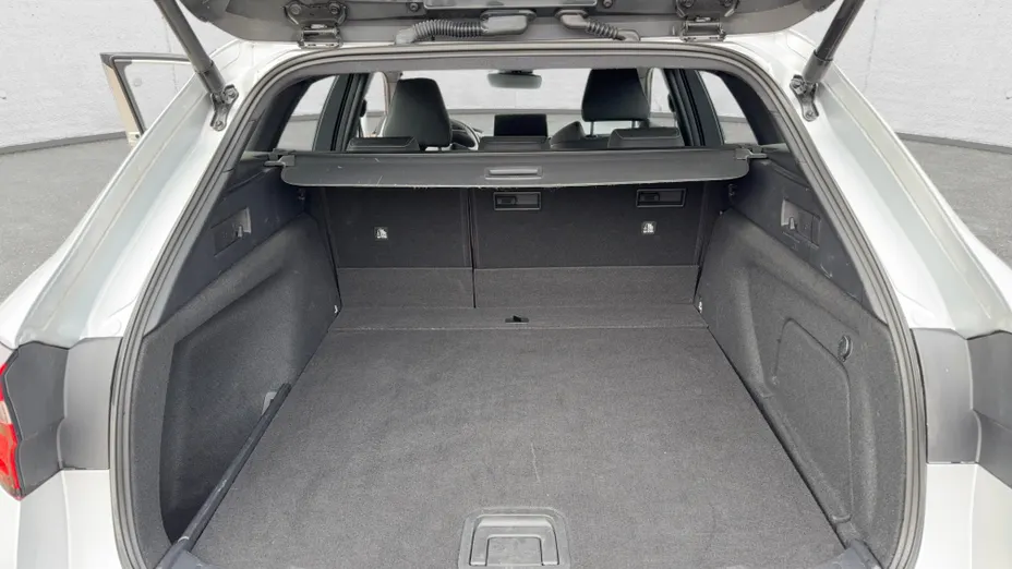 TOYOTA Corolla Corolla 2.0 Hybrid Style