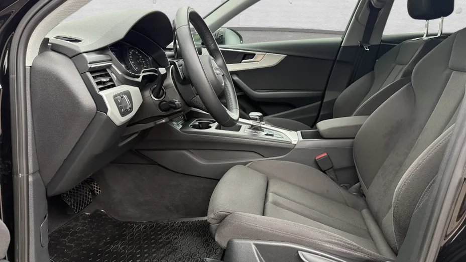 AUDI A4 A4 35 TFSI mHEV S tronic