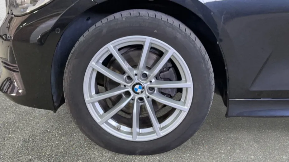 BMW Seria 3 320d xDrive mHEV Advantage aut