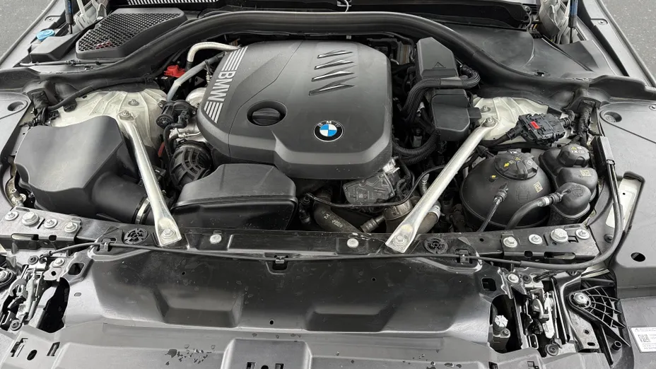 BMW Seria 5 520d mHEV M Sport aut