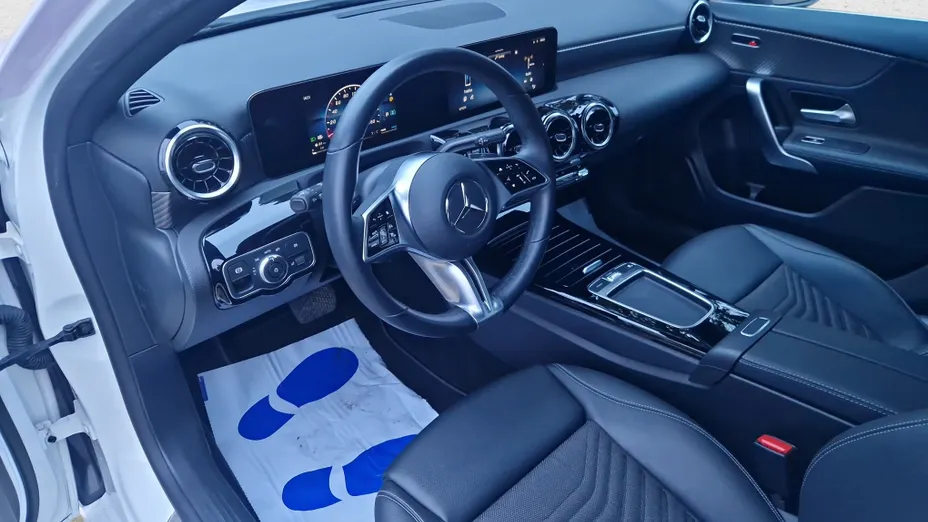 MERCEDES-BENZ A Klasa A 180 Progressive 7G-DCT