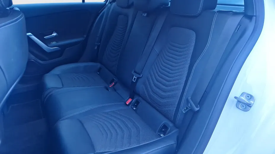 MERCEDES-BENZ A Klasa A 180 Progressive 7G-DCT