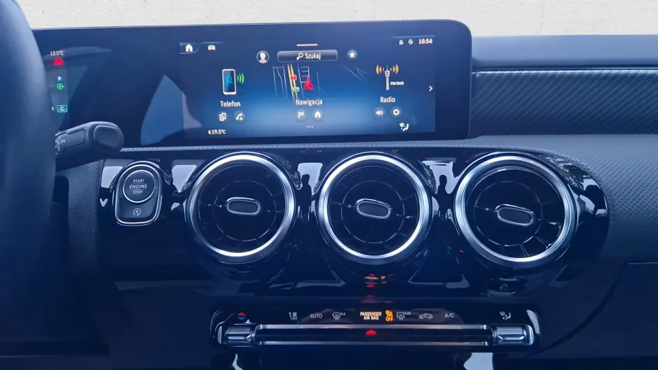 MERCEDES-BENZ A Klasa A 180 Progressive 7G-DCT
