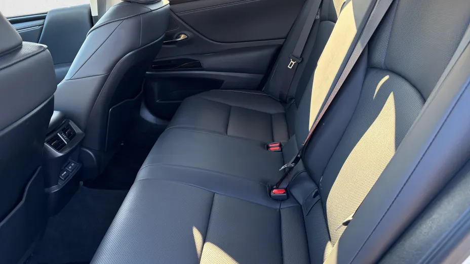 LEXUS ES ES 300h Business Edition
