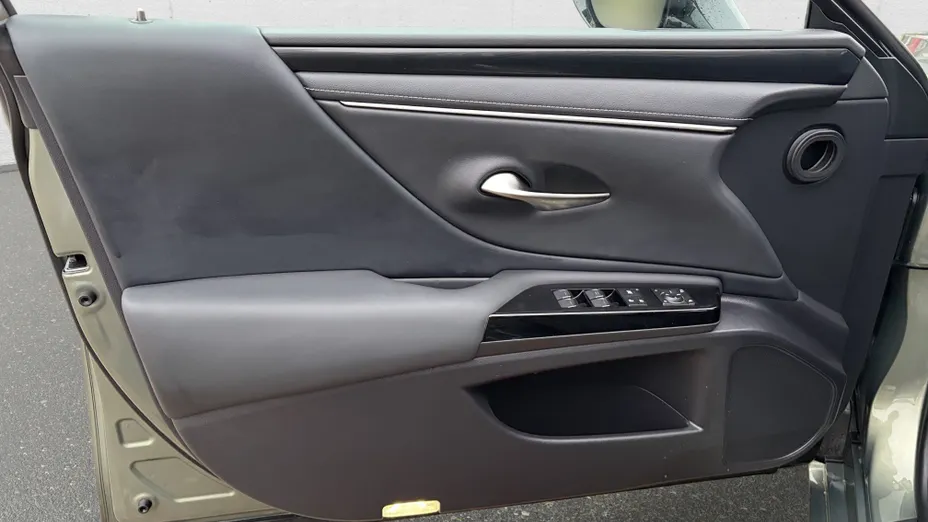 LEXUS ES ES 300h Business Edition