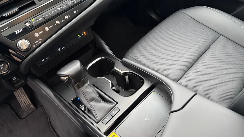 LEXUS ES ES 300h Business Edition