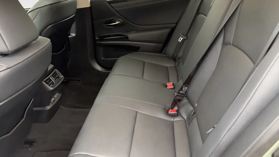 LEXUS ES ES 300h Business Edition