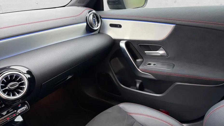 MERCEDES-BENZ CLA CLA 200 mHEV AMG Line 7G-DCT