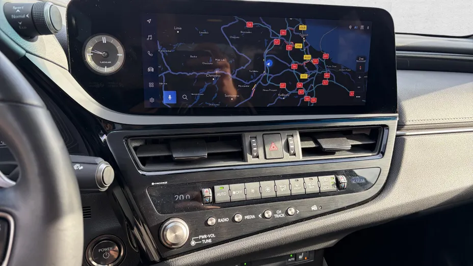 LEXUS ES ES 300h Business Edition