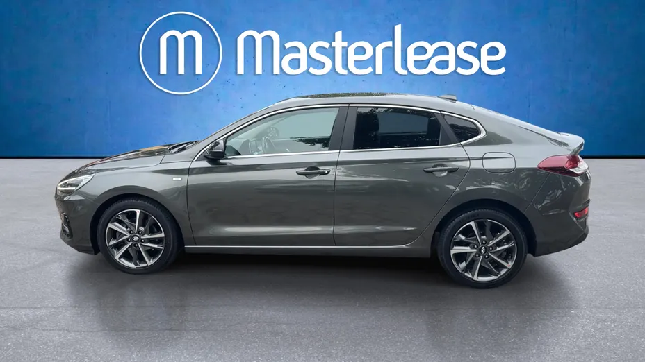 HYUNDAI i30 i30 Fastback 1.5 T-GDI 48V Smart DCT