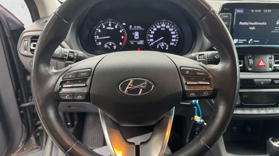 HYUNDAI i30 i30 Fastback 1.5 T-GDI 48V Smart DCT