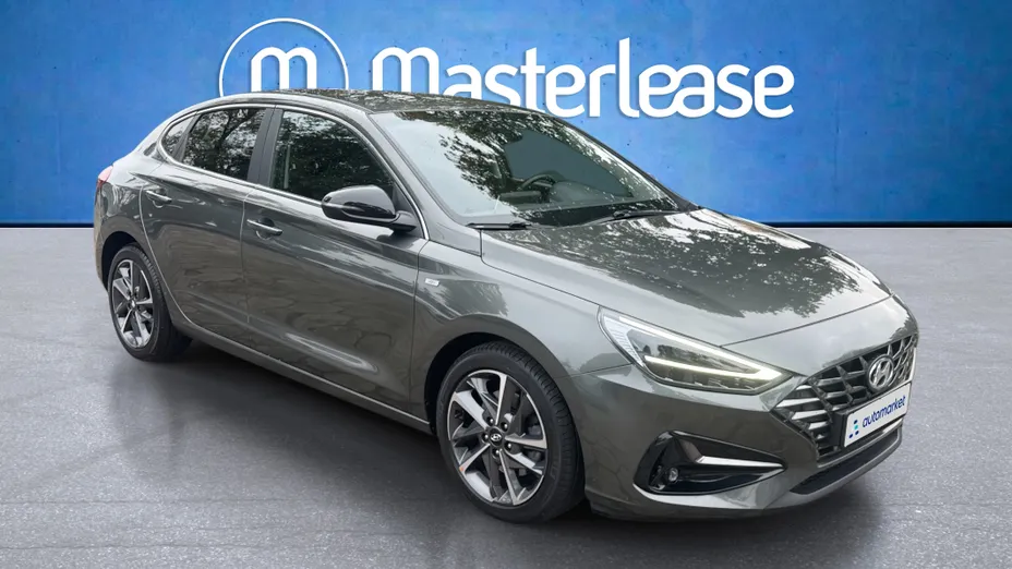 HYUNDAI i30 i30 Fastback 1.5 T-GDI 48V Smart DCT
