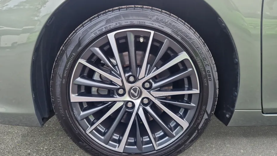 LEXUS ES ES 300h Business Edition