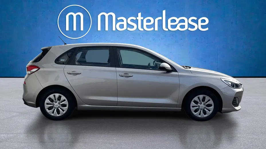 HYUNDAI i30 i30 1.4 Classic +