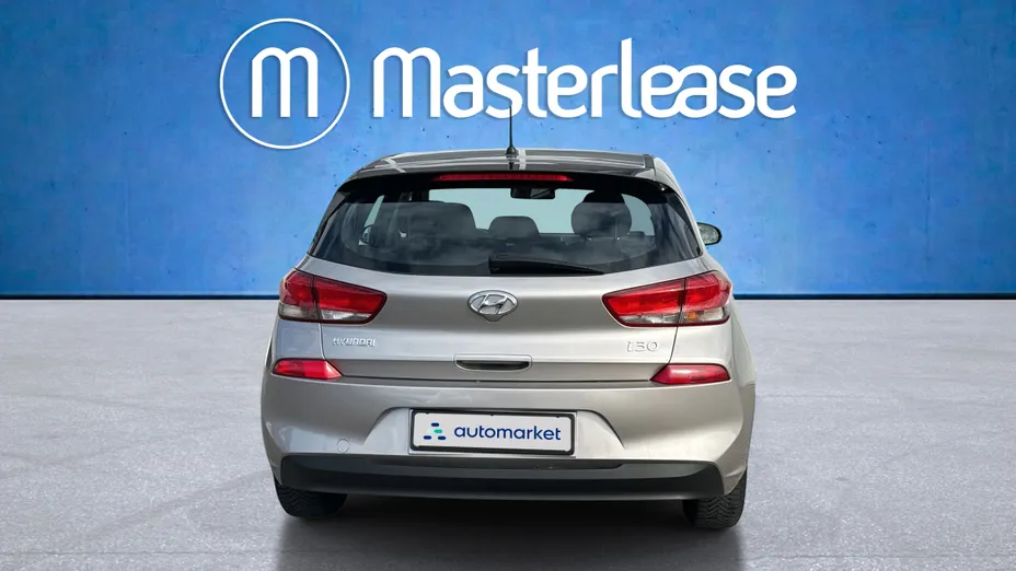 HYUNDAI i30 i30 1.4 Classic +