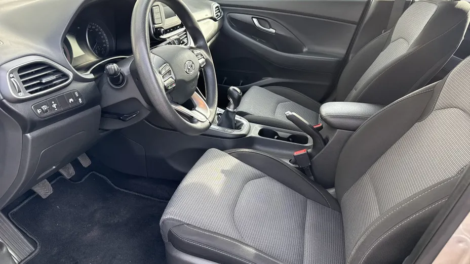 HYUNDAI i30 i30 1.4 Classic +