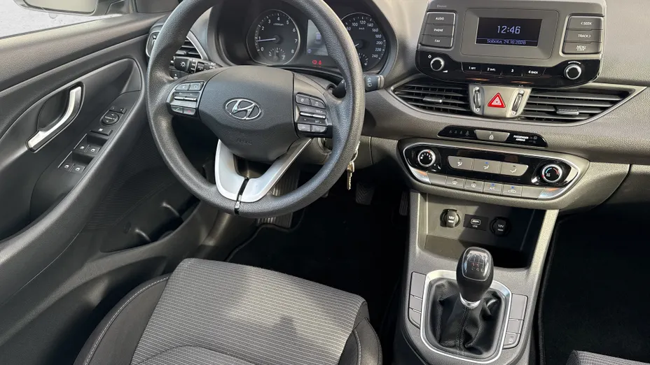 HYUNDAI i30 i30 1.4 Classic +