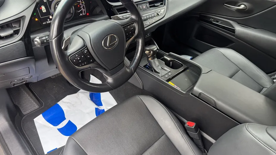 LEXUS ES ES 300h Business Edition