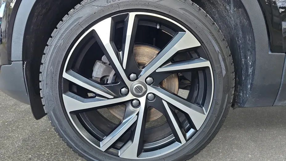 VOLVO XC40 XC40 B4 Plus Dark aut