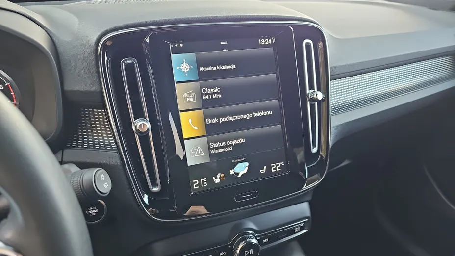 VOLVO XC40 XC40 B4 Plus Dark aut