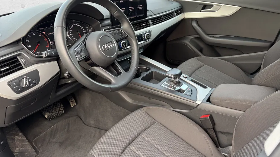 AUDI A4 A4 40 TFSI mHEV Advanced S tronic