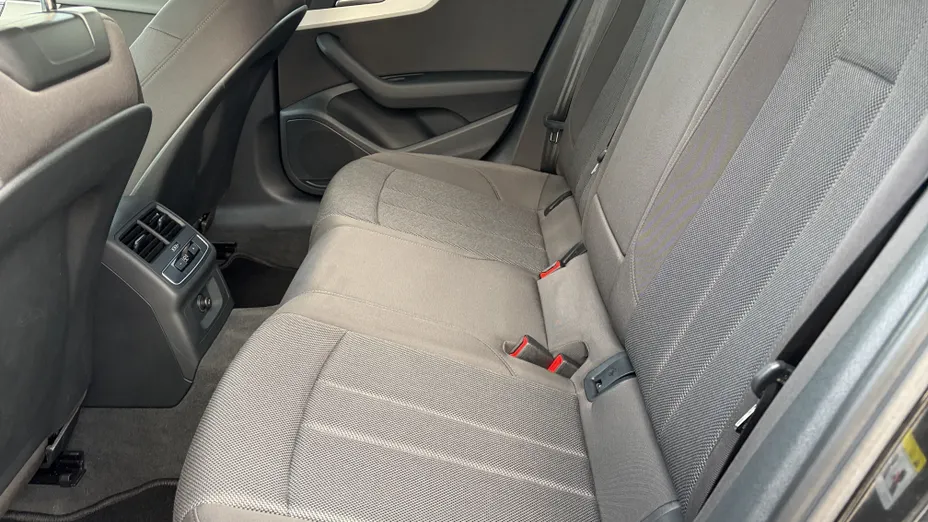 AUDI A4 A4 40 TFSI mHEV Advanced S tronic