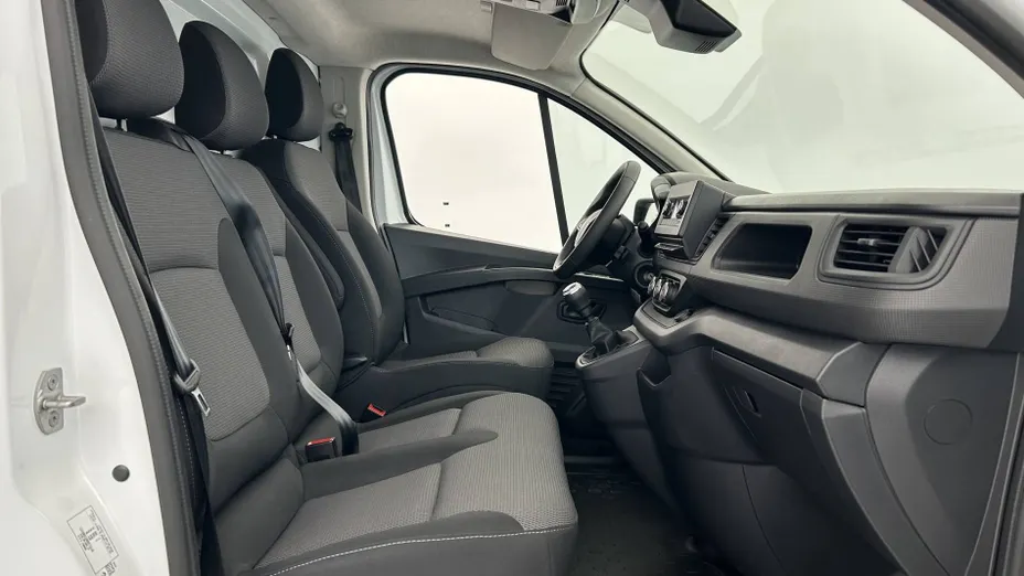 RENAULT Trafic -