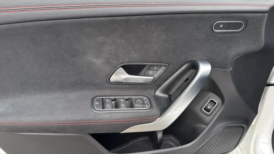 MERCEDES-BENZ CLA CLA 200 mHEV AMG Line 7G-DCT